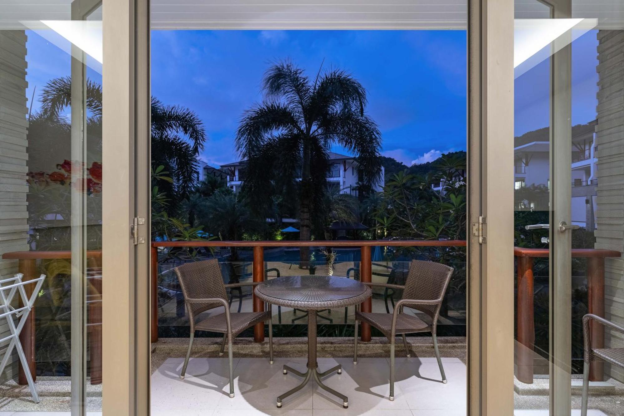 Beachfront Luxury 2 Bdr Apartment By Indreams, Naithon Beach Eksteriør bilde